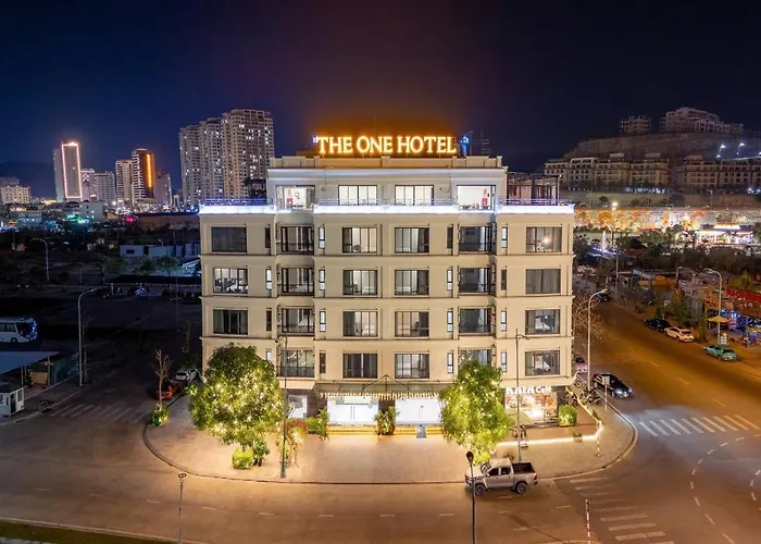 Khách sạn The One 3*